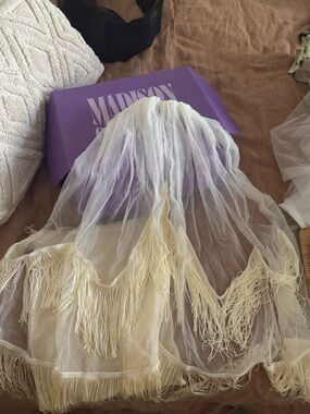 Ivory Fringe Veil